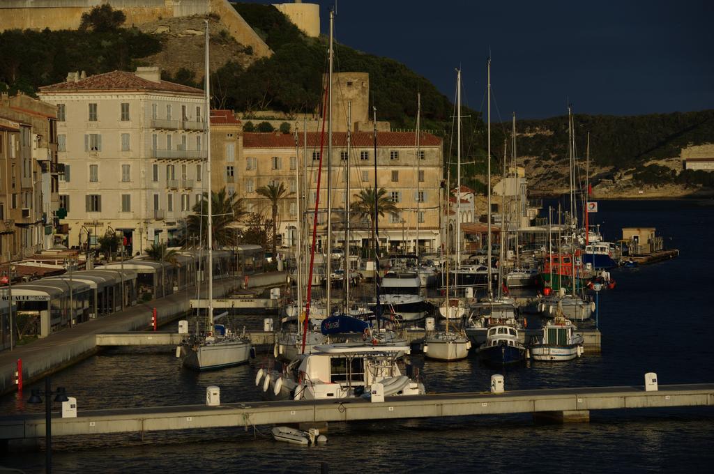 Les Appartements Du Port ボニファシオ エクステリア 写真